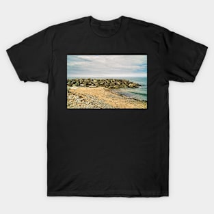 Coastal Scenery - Sandy Beach, Rocks, Pebbles and Ocean. T-Shirt